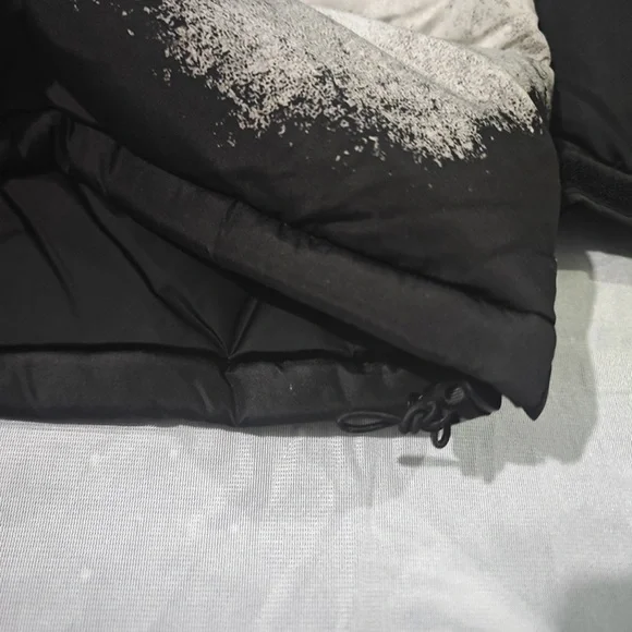The North Face Cloud Print Down Jacket - Picture 4 of 10